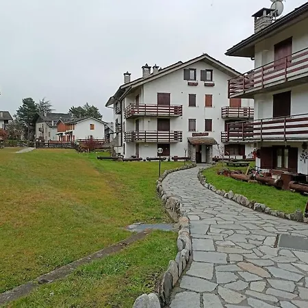 Mansarda Apartamento *